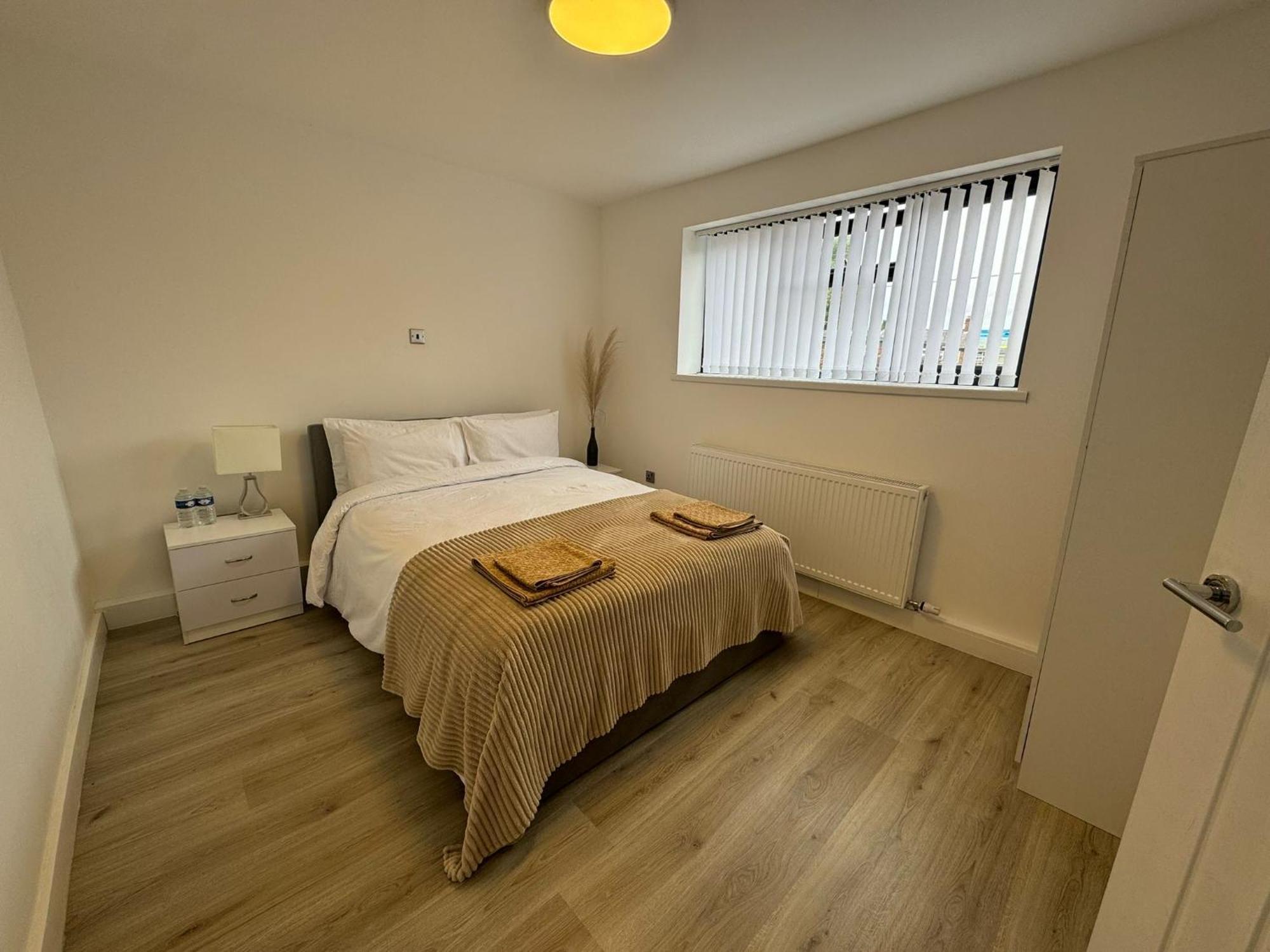 Superb Cozy House In Warrington Villa Екстериор снимка