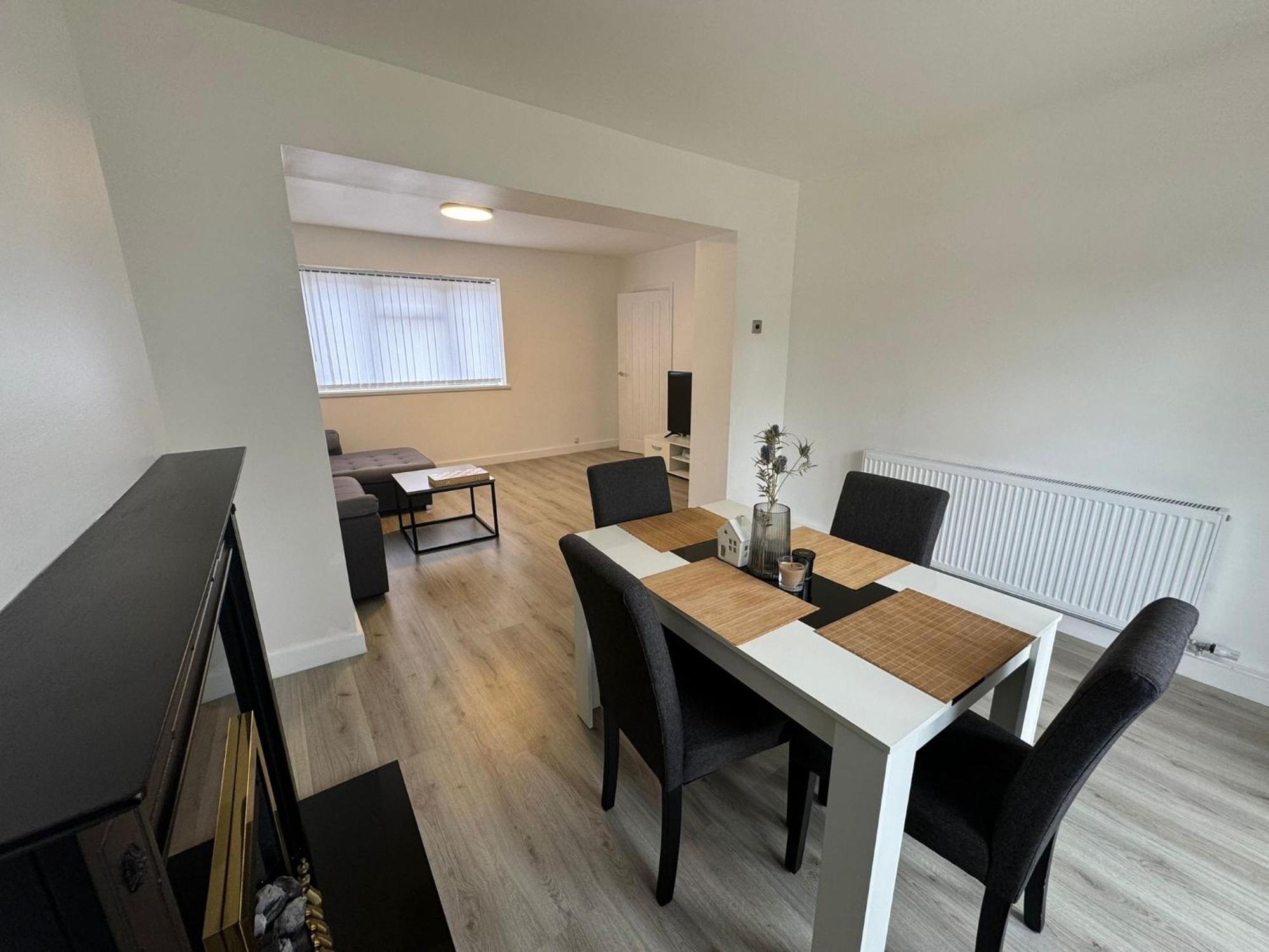 Superb Cozy House In Warrington Villa Екстериор снимка